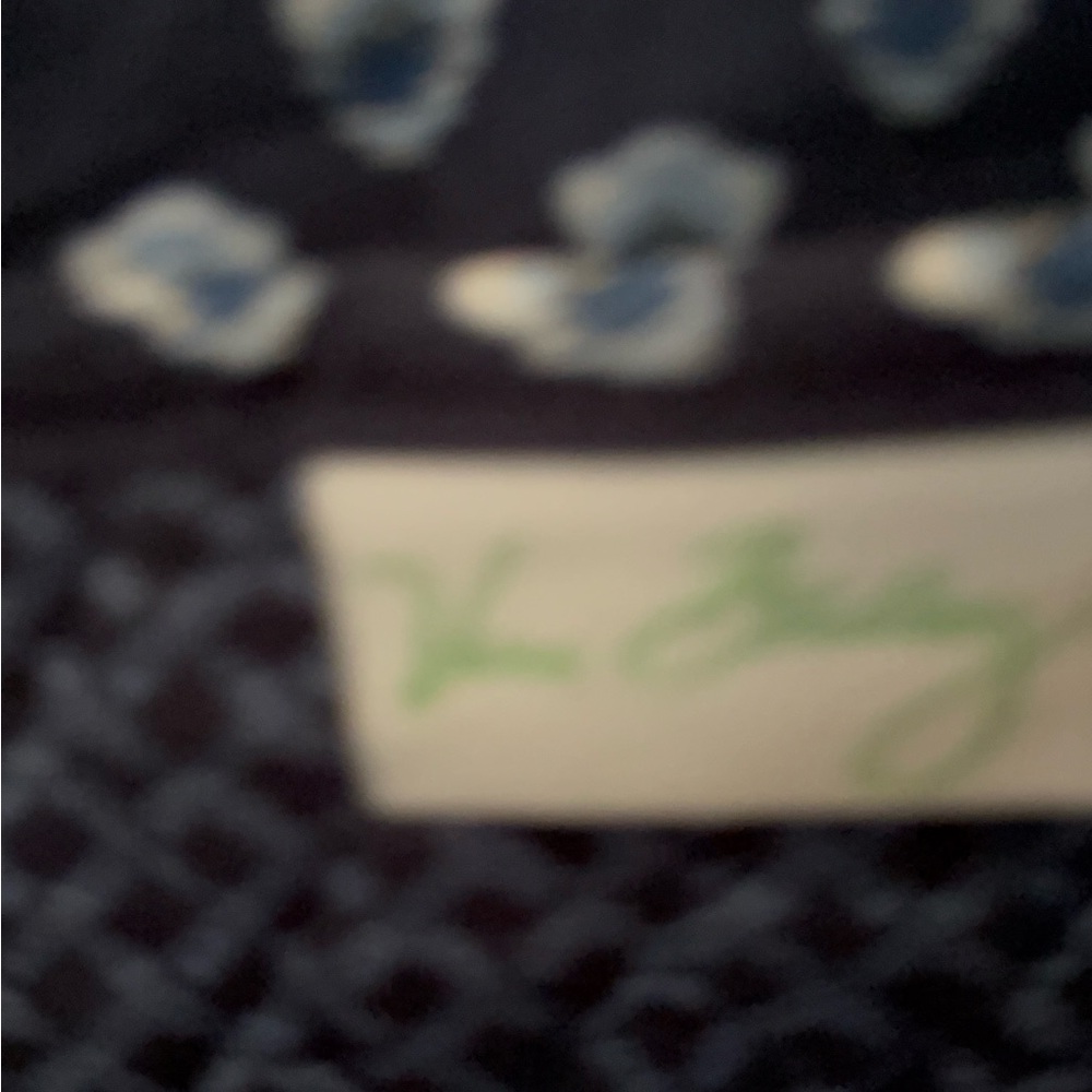 Vera Bradley Nantucket Navy
Blue Retired Hobo Handbag Tote
Bag Spring 2005 - Picture 13 of 13